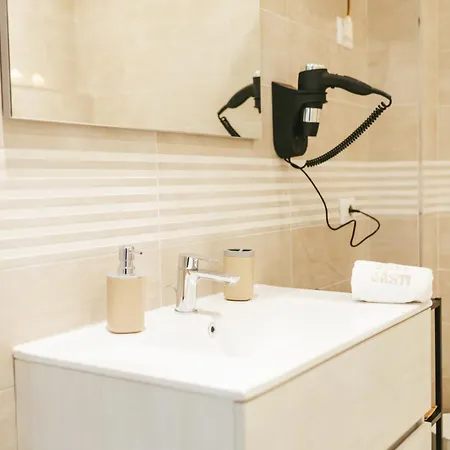 Casa Casti Nocleg ze śniadaniem 3*